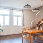 Spacious 2 Story Loft W Balcony Near Opera, Andrassy Apartment *