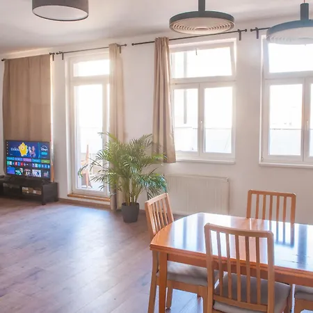 Spacious 2 Story Loft W Balcony Near Opera, Andrassy Apartament Budapeszt
