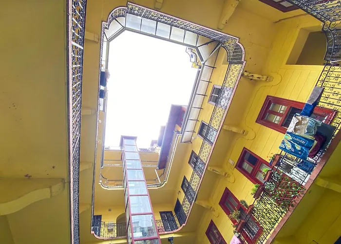 Spacious 2 Story Loft W Balcony Near Opera, Andrassy * ブダペスト