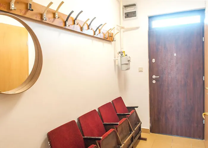 Spacious 2 Story Loft W Balcony Near Opera, Andrassy アパート ブダペスト