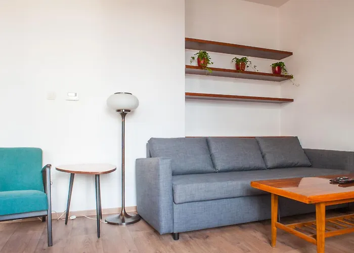 Spacious 2 Story Loft W Balcony Near Opera, Andrassy * Budapesta